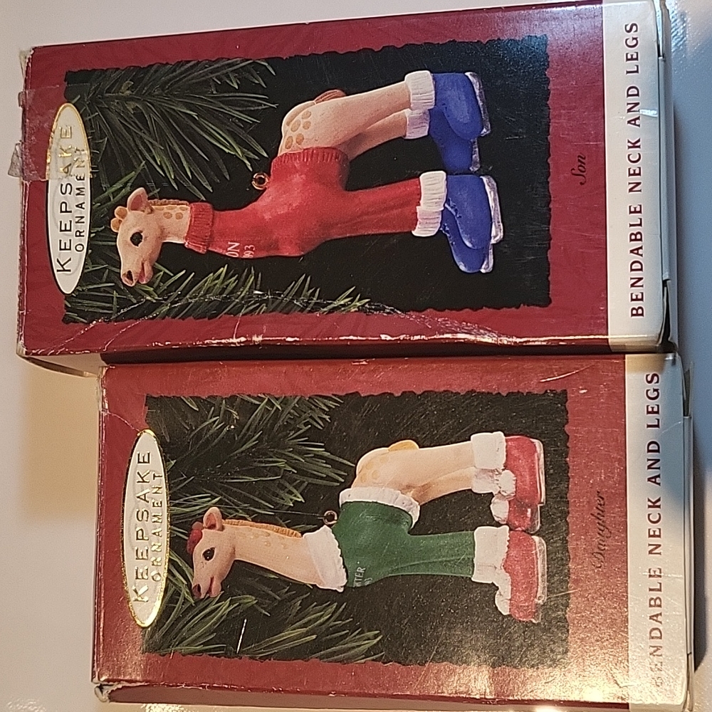 ❄️HALLMARK Keepsake Ornament Giraffe Daughter and Son set - 1993